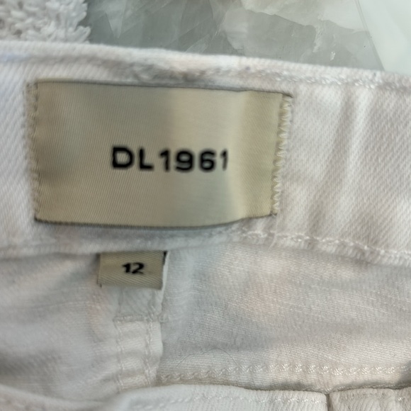 DL1961 Jeans - Picture 10 of 11